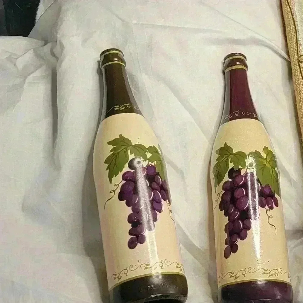 Wine Bottles and Canvas Decor - Picture 7 of 8
